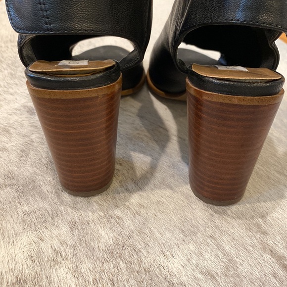 Steve Madden peep toe bootie size 5.5 black - Picture 5 of 5